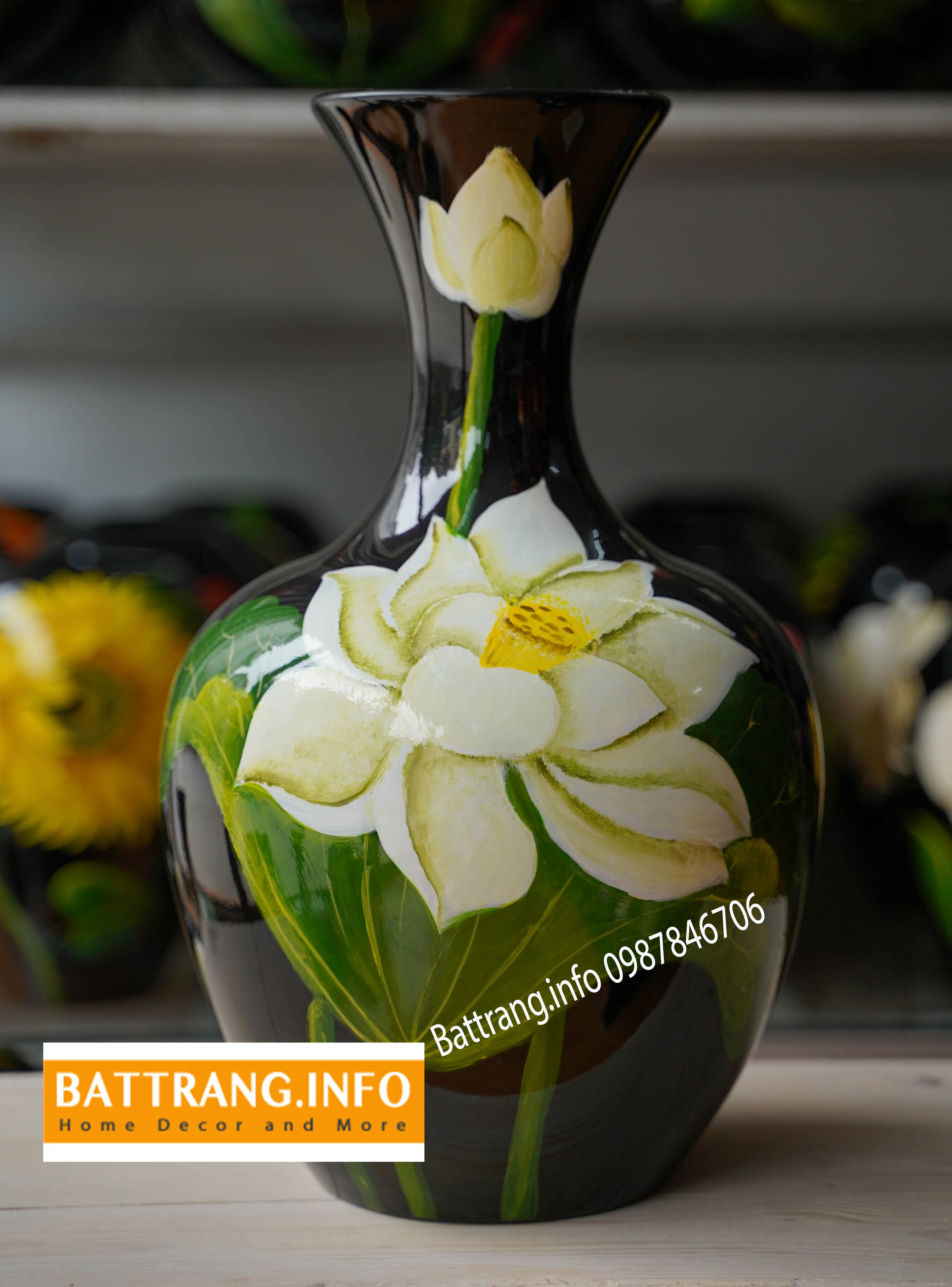 Sơn mài 3D và vẽ hoa sen Bát Tràng đã từ lâu trở thành một biểu tượng văn hóa đặc trưng của Việt Nam. Hình ảnh liên quan đến từ khóa này sẽ mang đến cho bạn những tác phẩm sơn mài 3D và vẽ hoa sen Bát Tràng độc đáo, sang trọng và tinh tế. Không chỉ đẹp mắt mà còn giữ được giá trị văn hóa và mang đậm chất dân tộc.